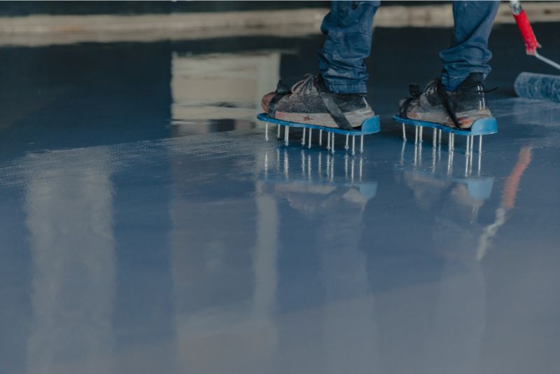 Garage epoxy flooring finishing